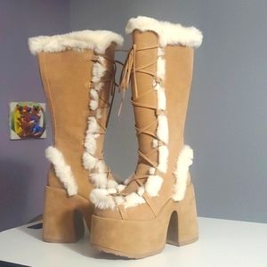 Demonia dolls kill Camel 311 brand new platform boots fur trim boots